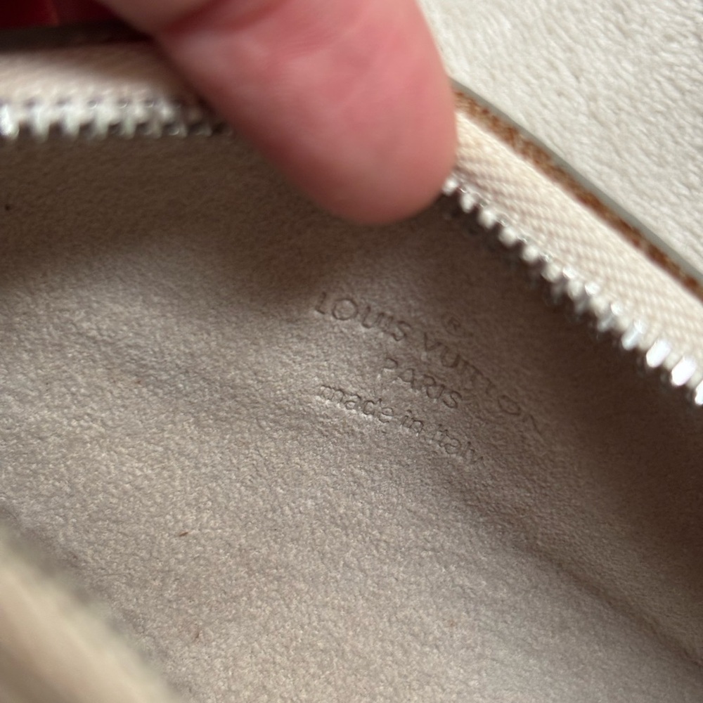 Louis Vuitton Cream Mini Papillon Hand Bag - Picture 5 of 9